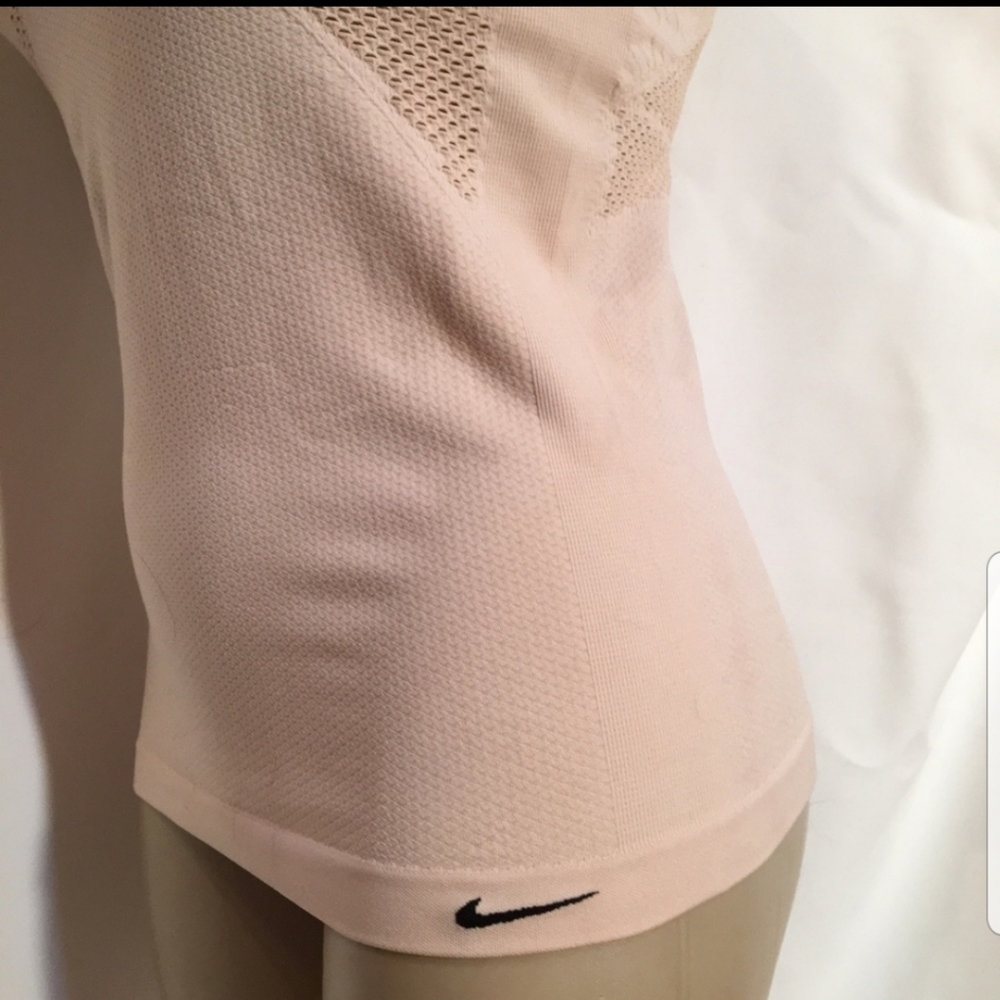 Nike Racerback - Picture 3 of 4